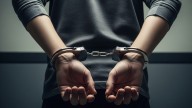 Detienen a sujeto en Zapopan por presunto intento de parricidio; atacó a sus padres con un desarmador