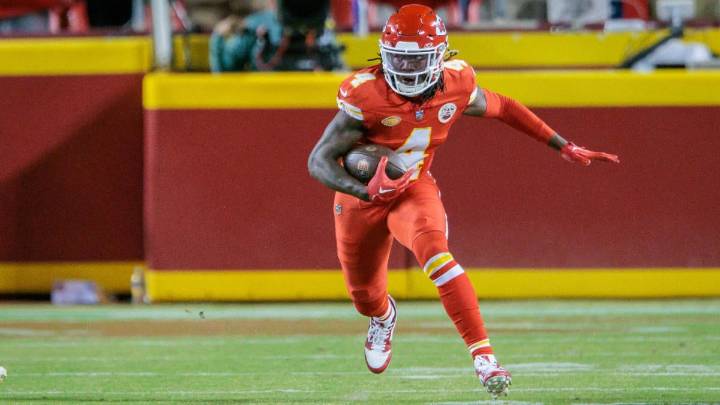 Fantasy Football Strategy: Picking No. 12 overall in PPR leagues; full results, favorite picks, more