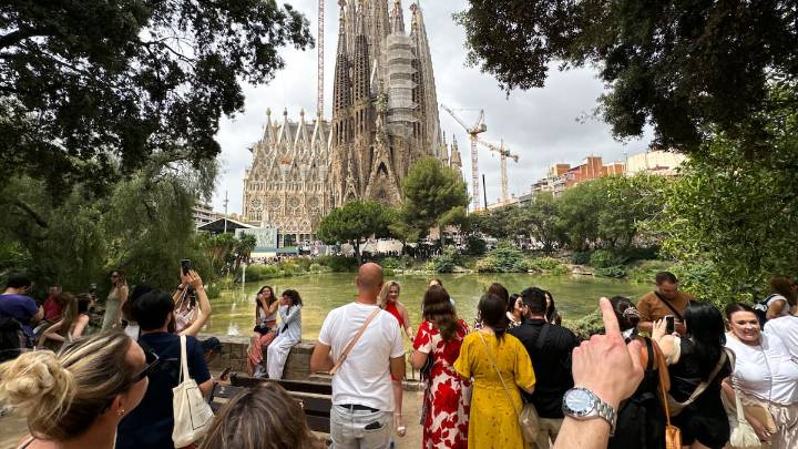 España bate el récord de turistas durante el primer semestre de 2025