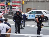 Evacuaron de urgencia Times Square: hallaron un paquete sospechoso en plena calle en Nueva York