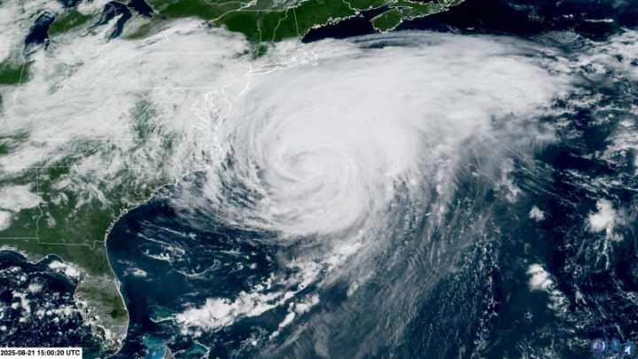 Hurricane Erin moves away from the East Coast, but it remains a coastal threat