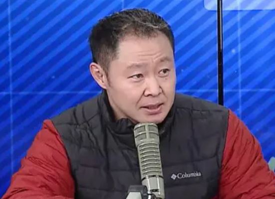 Kenji descarta volver a la política