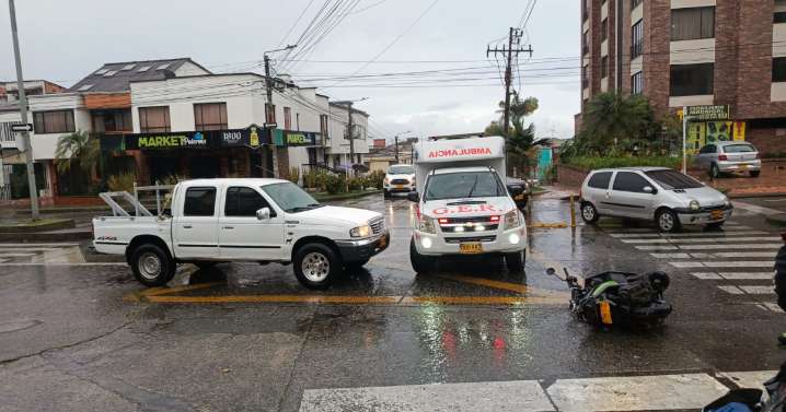 3 accidentes en moto esta mañana de jueves en Manizales: una menor, de 13 años, lesionada