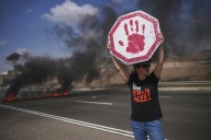 Trump will chair a meeting on postwar Gaza as hospitals report 10 killed by strikes