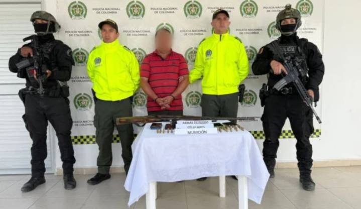Capturan en Colombia al hermano de "Iván Mordisco", jefe de principal disidencia de las Farc (VIDEO)