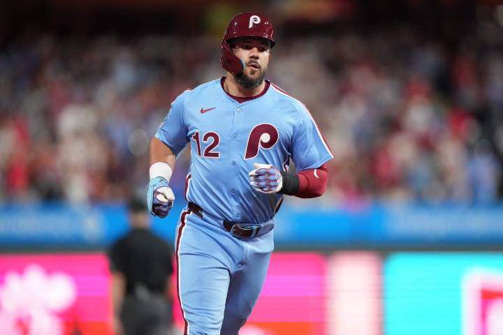 Kyle Schwarber's 4-homer outing completed an MLB first. Plus: Time for the Rangers to call it?