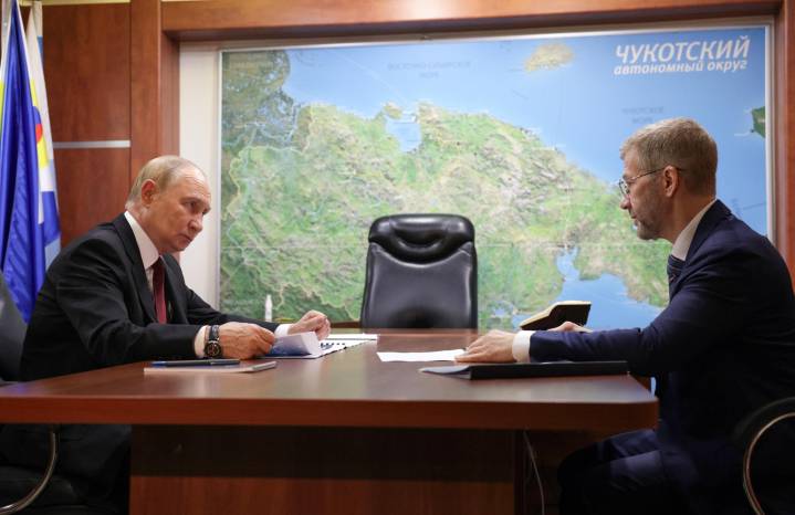 Putin informa a la cúpula rusa sobre los resultados de la cumbre en Alaska