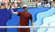 Impresionante debut, Jannik Sinner comienza con el pie derecho su defensa en el US Open