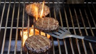 How To Grill Flawless Burgers: Lid Open Or Closed?