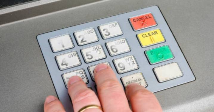 Santander, Lloyds, NatWest, Nationwide customers warned to move cash with 'too many' affected