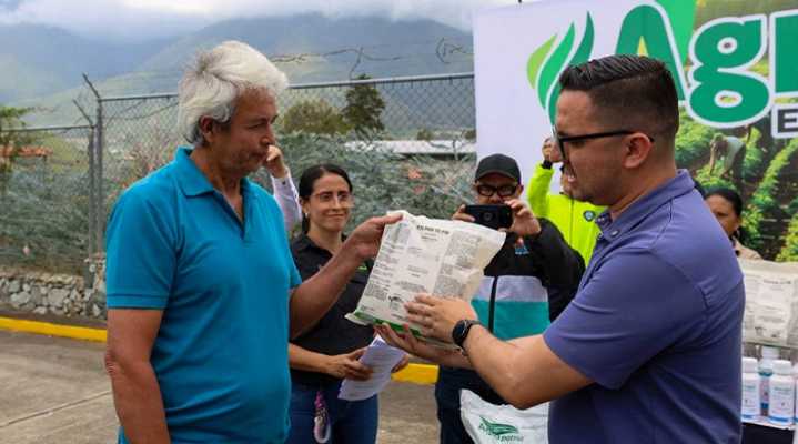 Inician despacho de nueve toneladas de caraota certificada