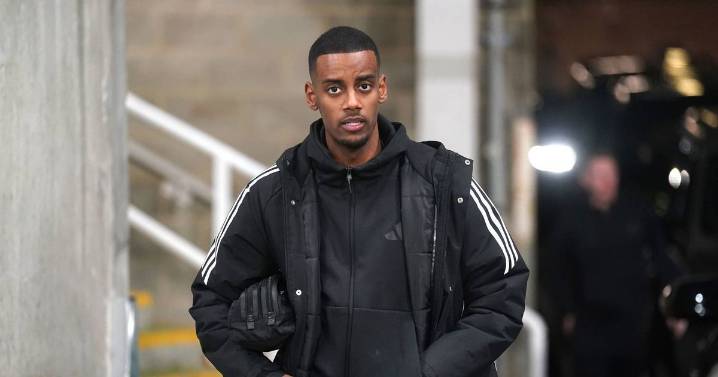 Alexander Isak breaks silence on Newcastle transfer saga and vows he's played last game