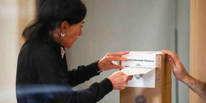 Se presentaron menos listas que en 2021 y el Gobierno destaca la eliminación de las PASO y la implementación de la boleta única