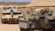 El ejército israelí llama a evacuar hospitales y organizaciones humanitarias en la norteña ciudad de Gaza, donde prometieron una ocupación total