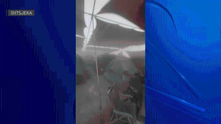 Windstorm rips through Burning Man