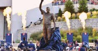 Tom Brady statue unveiled before exhibition opener
