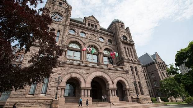 Critics, municipalities divided over proposed changes to Ontario's municipal code of conduct rules