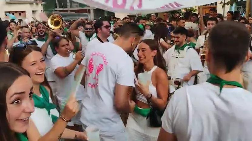 Una pedida de mano por sorpresa en Huesca en el día grande de las fiestas de San Lorenzo