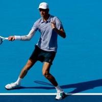 Sinner, Swiatek, Gauff launch US Open title bids