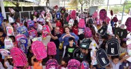 Realiza Valles Sampedro entrega de útiles escolares en comedor comunitario del Poblado Miguel Alemán