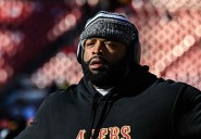 Trent Williams Gives First Update on 49ers Injury Ahead of Chargers Showdown Trent Williams opens up about the injury troubles continues to loom over the 49ers roster ahead of the Chargers' game. Prit