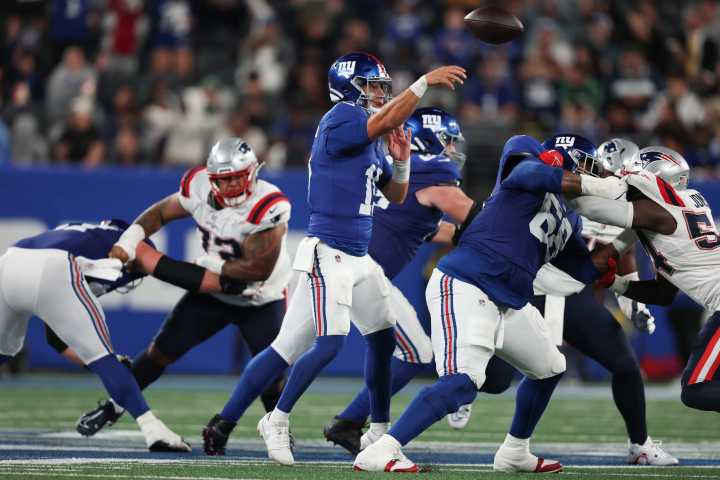 Breaking: Fan Favorite Signs Contract With New England Patriots