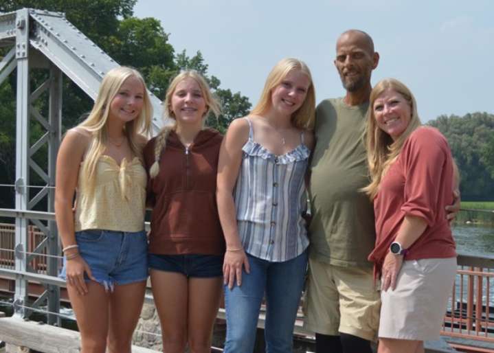 Learn how to help a Davenport, ND, man on hospice and other ways to Lend A Hand Up