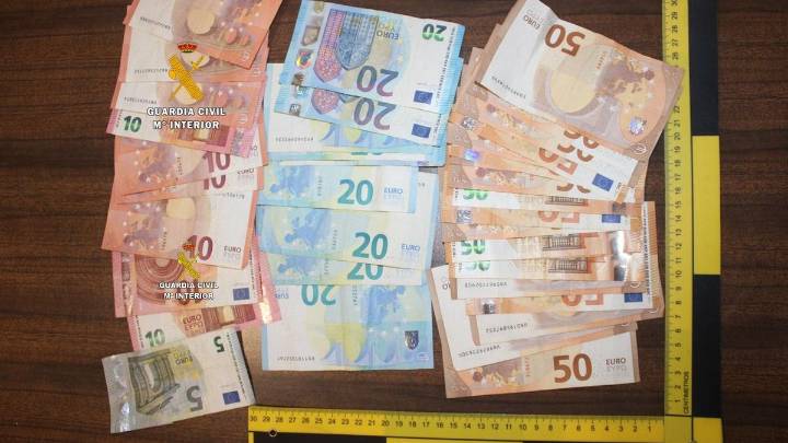 Detienen a una pareja en Mollina por vender drogas a consumidores de varios pueblos