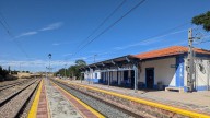 Parto múltiple en un tren: dos gemelos nacen prematuramente en un vagón a su paso por Ciudad Real