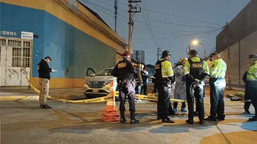 Crimen en el Cercado de Lima: un hombre fue asesinado dentro de una camioneta en la avenida Argentina