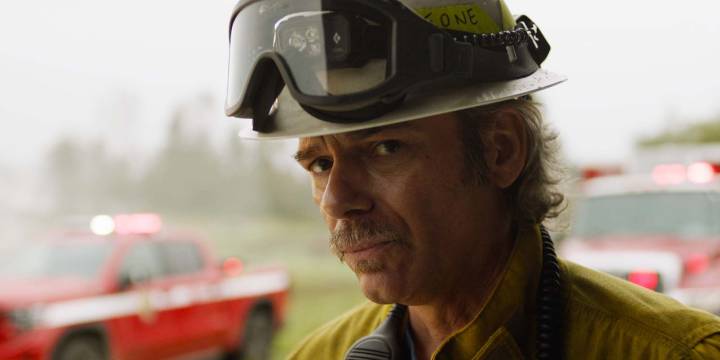 Vince's Death Can Dethrone The Leones As Fire Country's Focus In Season 4
