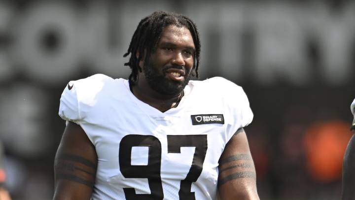 Browns trade DT Jowon Briggs to Jets