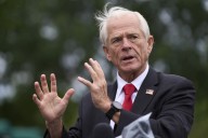 Derpy Trump adviser wants to show you he's a big strong man