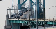 EEUU suspende la emisión de visas de trabajo para camioneros comerciales extranjeros