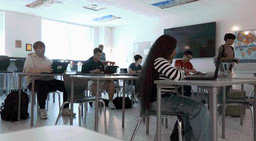 Phones Off, Focus On: New Rules Hit Texas Schools