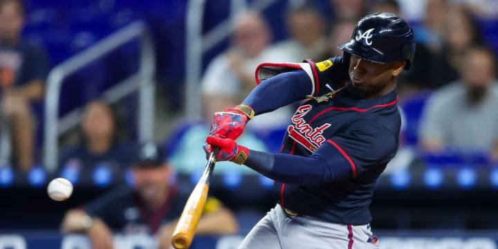 Ozzie Albies drives in 5 runs, homers for third time in 2 games