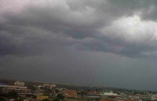 Prevén nubosidad en gran parte del país con lluvias en norte costero