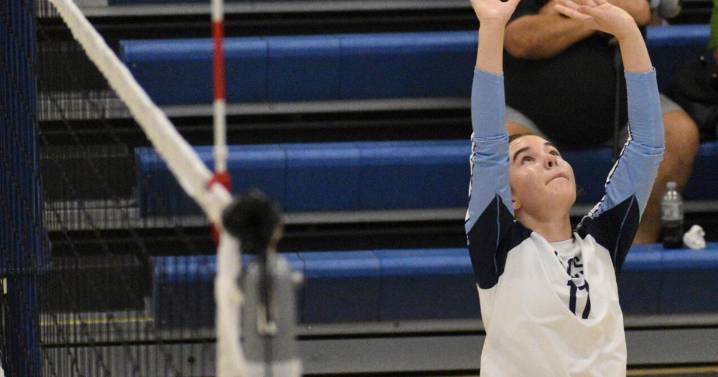 Carey outlasts Community School in five