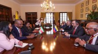 Cancilleres de Venezuela y Suriname dialogan sobre defensa ambiental y cooperación regional