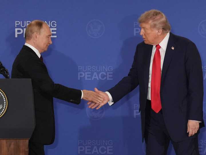 ‘Feeding a narcissist:’ Ukraine reflects on Trump