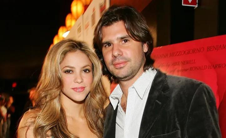 Antonio de La Rúa fue visto en un recital de Shakira y crecen los rumores de reconciliación