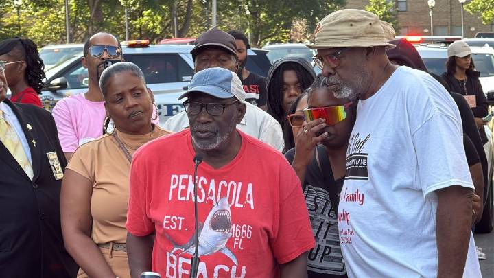 Family members of bus stop shooting victim call for justice