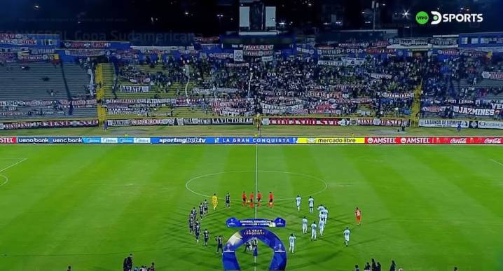Alianza Lima vs Universidad Católica de Ecuador | Hinchas blanquiazules se hacen presente en Quito 