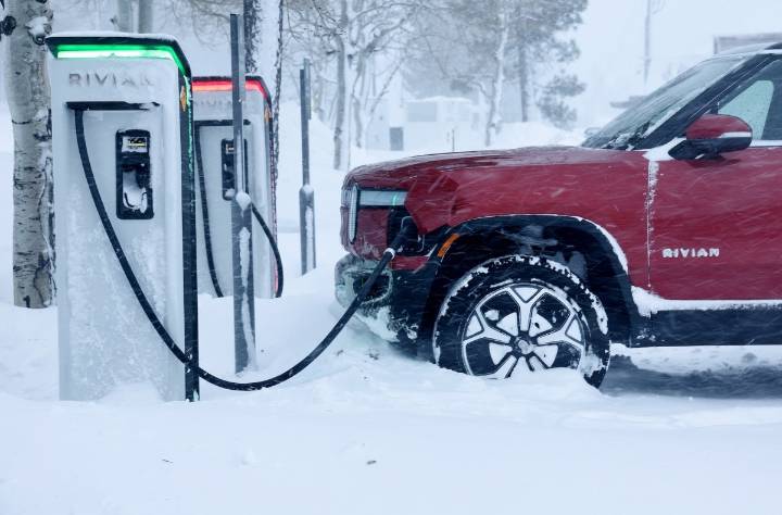 Trump admin stops illegal freeze of $5B EV charger funds after losing in court