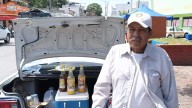 Don Felipe; vendedor de raspas que combate el calor con sabor, sonrisas y amabilidad en Altamira