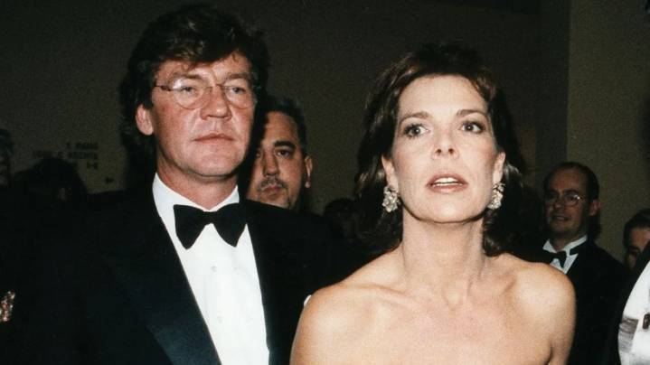 Quién es Carolina de Mónaco: la legendaria "novia de Europa" en 15 hitos