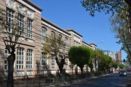 Estudiantes del Maule analizan brechas económicas con la capital