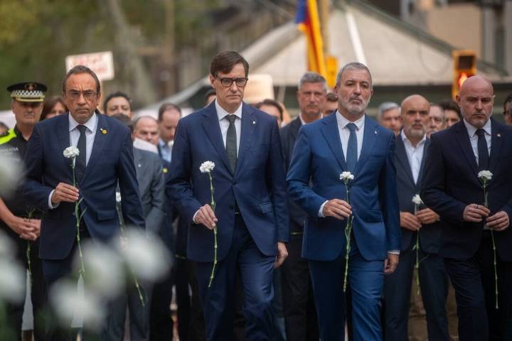 Barcelona conmemora el octavo aniversario de los atentados del 17A