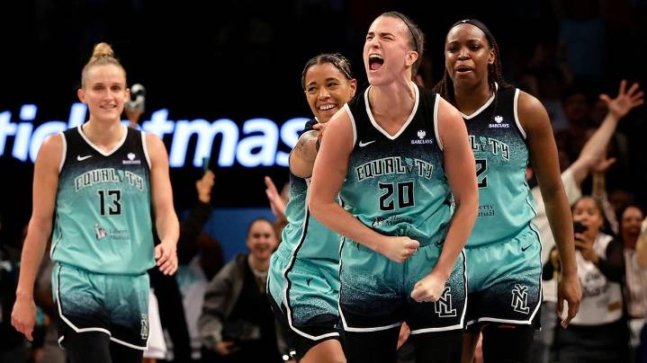 Liberty's Jonquel Jones, Sabrina Ionescu key win over Lynx