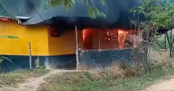 Incendio destruye vivienda en zona rural por presunto corto circuito